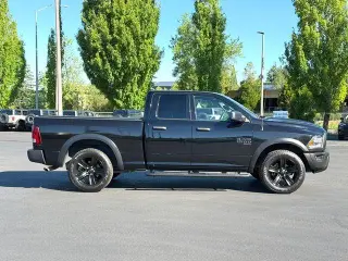 Ram 1500 Classic 2022 4x4 SLT 4dr Quad Cab 6.3 ft. SB Pickup