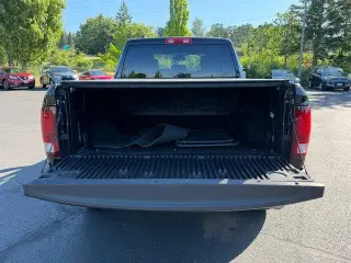 Ram 1500 Classic 2022 4x4 SLT 4dr Quad Cab 6.3 ft. SB Pickup