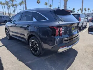 Kia Sorento 2025 S 4dr SUV