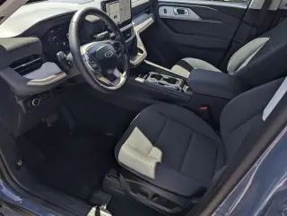 Ford Explorer 2025 Active 4dr SUV