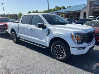 Ford F-150 2023 4x4 XLT 4dr SuperCrew 5.5 ft. SB