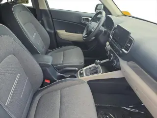 Hyundai VENUE 2025 Limited 4dr Crossover