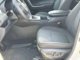 Toyota RAV4 2023 XLE 4dr SUV