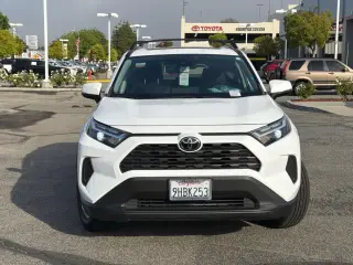 Toyota RAV4 2023 XLE 4dr SUV