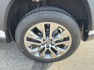 Toyota RAV4 2023 XLE Premium 4dr SUV