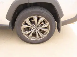 Toyota RAV4 Hybrid 2025 AWD XLE Premium 4dr SUV