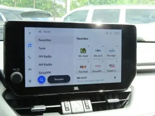 Toyota RAV4 Hybrid 2025 AWD XLE Premium 4dr SUV