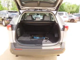 Toyota RAV4 Hybrid 2025 AWD XLE Premium 4dr SUV
