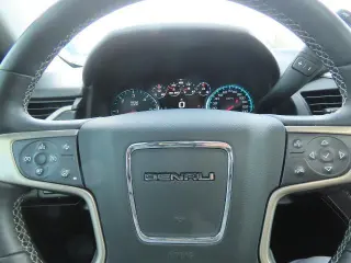 GMC Yukon XL 2017 4x4 Denali 4dr SUV