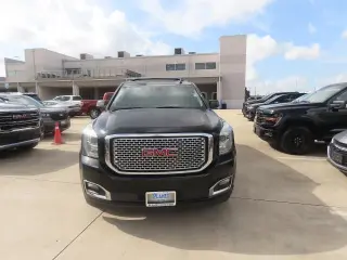 GMC Yukon XL 2017 4x4 Denali 4dr SUV