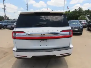 Lincoln Navigator L 2021 4x4 Reserve 4dr SUV