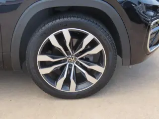 Volkswagen Atlas Cross Sport 2021 V6 SEL R-Line 4dr SUV