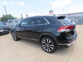 Volkswagen Atlas Cross Sport 2021 V6 SEL R-Line 4dr SUV