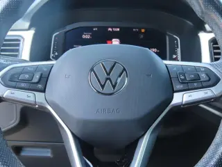 Volkswagen Atlas Cross Sport 2021 V6 SEL R-Line 4dr SUV