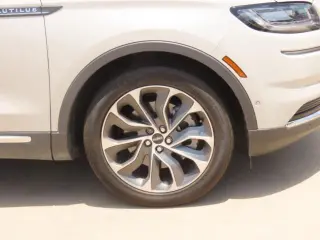 Lincoln Nautilus 2023 AWD Reserve 4dr SUV