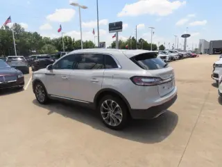 Lincoln Nautilus 2023 AWD Reserve 4dr SUV