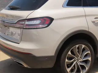 Lincoln Nautilus 2023 AWD Reserve 4dr SUV