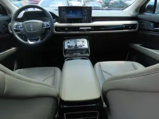 Lincoln Nautilus 2023 AWD Reserve 4dr SUV