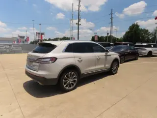 Lincoln Nautilus 2023 AWD Reserve 4dr SUV