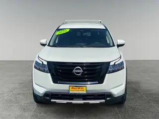 Nissan Pathfinder 2024 SL 4dr SUV
