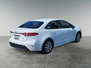 Toyota Corolla 2024 LE 4dr Sedan