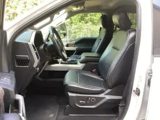 Ford F-250 Super Duty 2019 4x4 Lariat 4dr Crew Cab 6.8 ft. SB Pickup