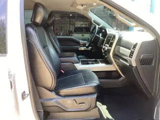 Ford F-250 Super Duty 2019 4x4 Lariat 4dr Crew Cab 6.8 ft. SB Pickup