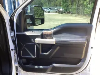 Ford F-250 Super Duty 2019 4x4 Lariat 4dr Crew Cab 6.8 ft. SB Pickup