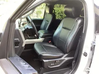 Ford F-250 Super Duty 2019 4x4 Lariat 4dr Crew Cab 6.8 ft. SB Pickup