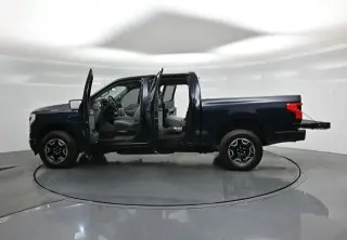Ford F-150 Lightning 2024 AWD Pro 4dr SuperCrew 5.5 ft. SB