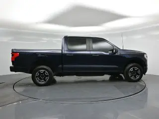 Ford F-150 Lightning 2024 AWD Pro 4dr SuperCrew 5.5 ft. SB