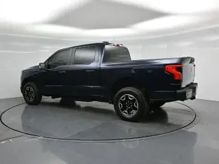 Ford F-150 Lightning 2024 AWD Pro 4dr SuperCrew 5.5 ft. SB
