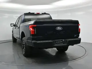 Ford F-150 Lightning 2024 AWD Pro 4dr SuperCrew 5.5 ft. SB