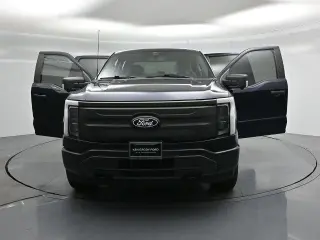 Ford F-150 Lightning 2024 AWD Pro 4dr SuperCrew 5.5 ft. SB