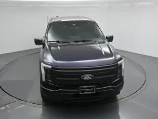 Ford F-150 Lightning 2024 AWD Pro 4dr SuperCrew 5.5 ft. SB
