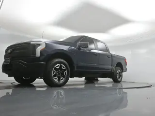 Ford F-150 Lightning 2024 AWD Pro 4dr SuperCrew 5.5 ft. SB