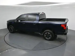 Ford F-150 Lightning 2024 AWD Pro 4dr SuperCrew 5.5 ft. SB