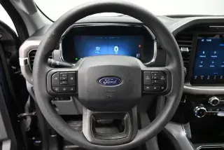 Ford F-150 Lightning 2024 AWD Pro 4dr SuperCrew 5.5 ft. SB