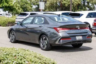 Hyundai ELANTRA 2025 SEL Sport 4dr Sedan