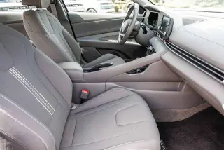 Hyundai ELANTRA 2025 SEL Sport 4dr Sedan