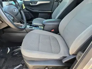 Ford Escape 2022 SE 4dr SUV