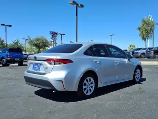 Toyota Corolla 2024 LE 4dr Sedan