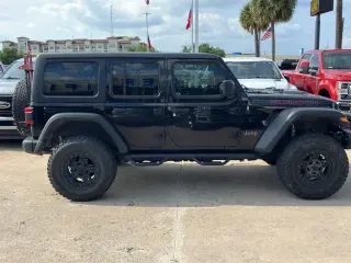 Jeep Wrangler Unlimited 2018 4x4 Rubicon 4dr SUV (midyear release)