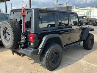 Jeep Wrangler Unlimited 2018 4x4 Rubicon 4dr SUV (midyear release)