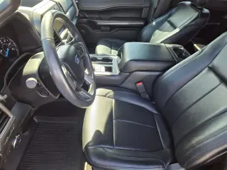 Ford Expedition 2021 4x2 XLT 4dr SUV