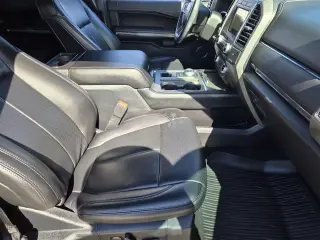 Ford Expedition 2021 4x2 XLT 4dr SUV