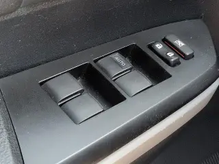Toyota Tundra 2018 4x2 SR5 4dr CrewMax Cab Pickup SB (5.7L V8)