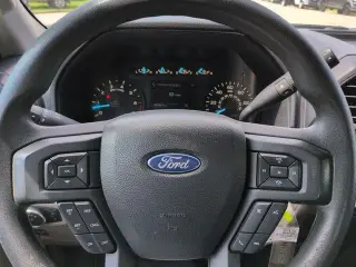 Ford F-150 2019 4x2 XL 4dr SuperCrew 5.5 ft. SB