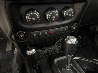 Jeep Wrangler Unlimited 2015 4x4 Rubicon 4dr SUV