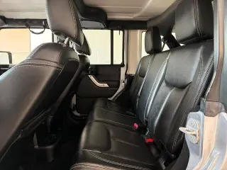 Jeep Wrangler Unlimited 2015 4x4 Rubicon 4dr SUV